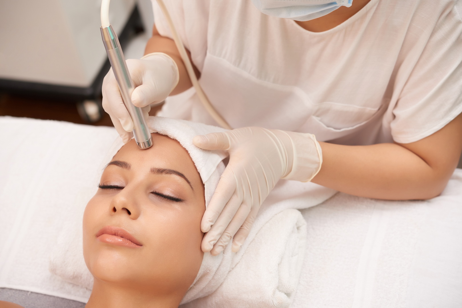 Microneedling